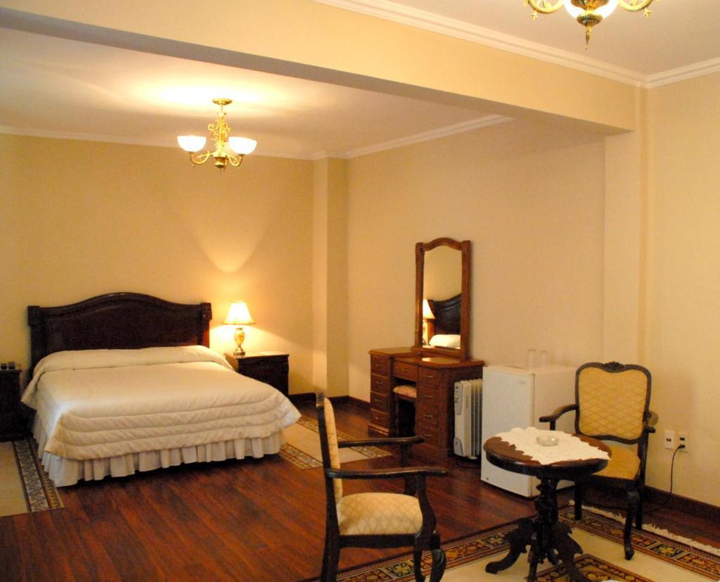 Hotel Independencia Сукре Экстерьер фото